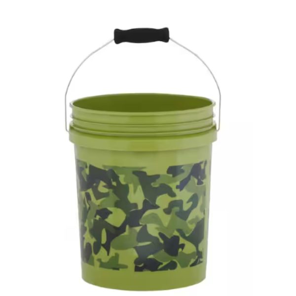 10 Gallon Camo Pail with Camouflage Print - Heavy-Duty Plastic Construction Bucket, Greenu002FBrownu002F Camo Design for Outdoor Use, Paint Storage & Organization - Durable Portable Container for Construction Sites, Workshops, Camping & Projects